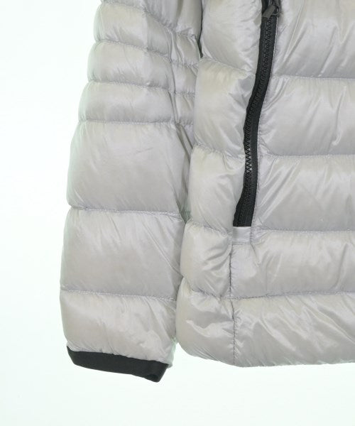 CANADA GOOSE 羽絨夾克/背心