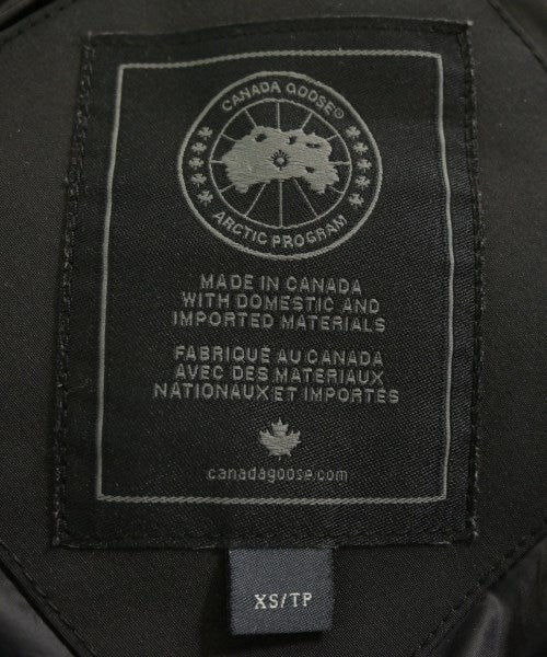 CANADA GOOSE 羽絨夾克/背心