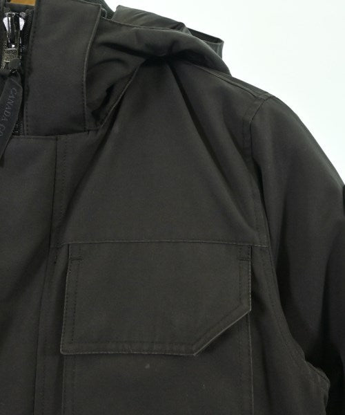 CANADA GOOSE 羽絨夾克/背心