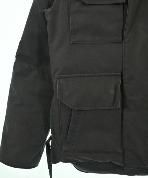 CANADA GOOSE 羽絨夾克/背心