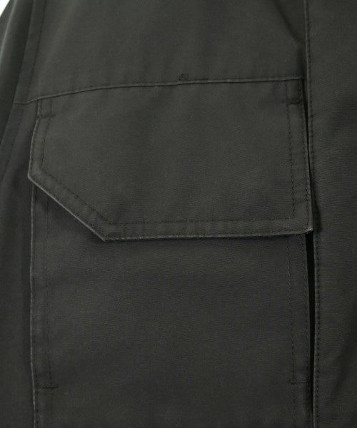CANADA GOOSE 羽絨夾克/背心