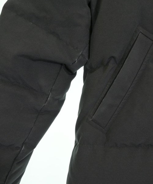 CANADA GOOSE 羽絨大衣