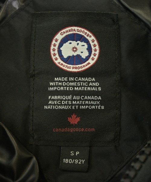 CANADA GOOSE 羽絨夾克/背心
