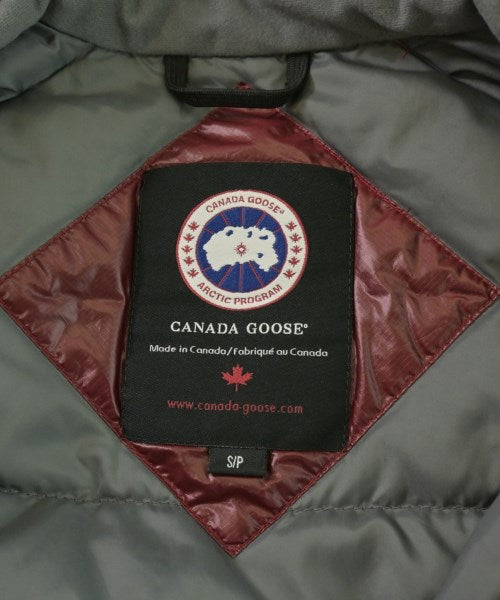 CANADA GOOSE 羽絨夾克/背心