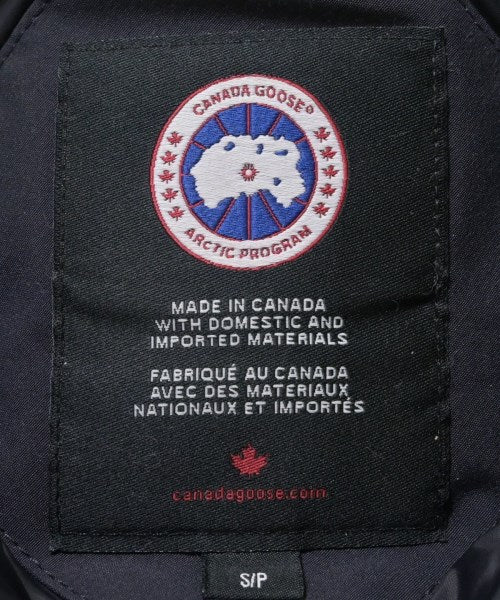 CANADA GOOSE 羽絨夾克/背心