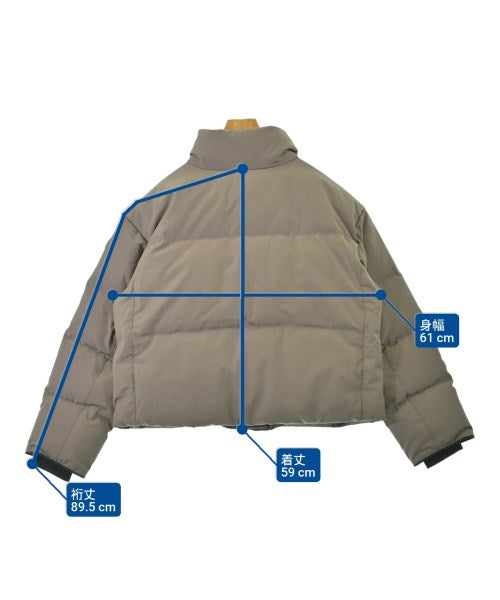 CANADA GOOSE 羽絨夾克/背心