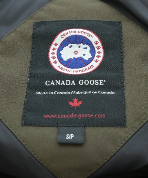 CANADA GOOSE 羽絨夾克/背心