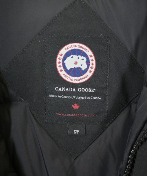 CANADA GOOSE 羽絨夾克/背心