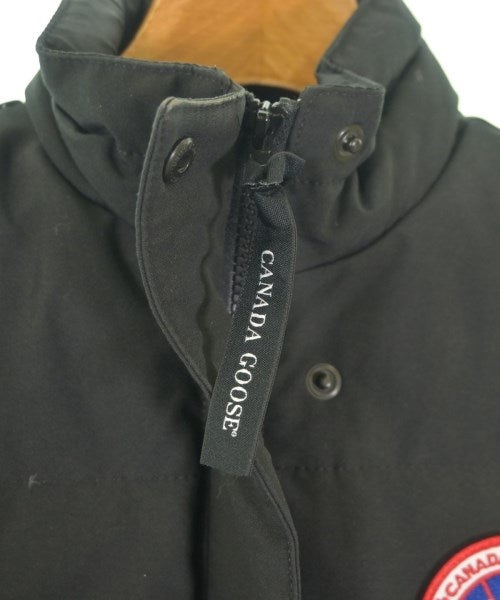 CANADA GOOSE 羽絨夾克/背心
