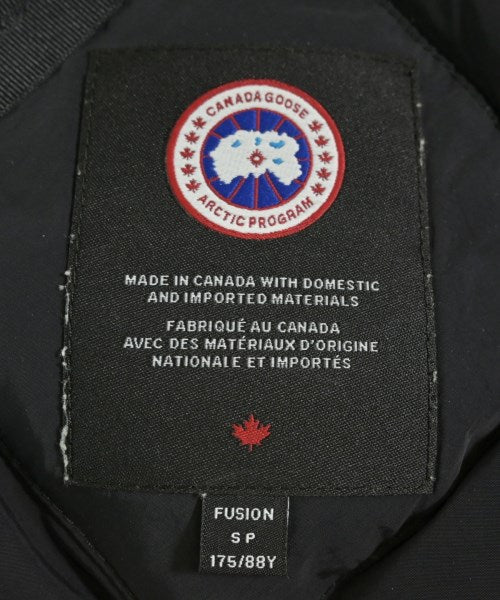 CANADA GOOSE 羽絨夾克/背心
