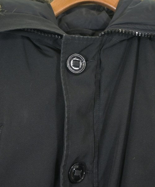 CANADA GOOSE 羽絨夾克/背心
