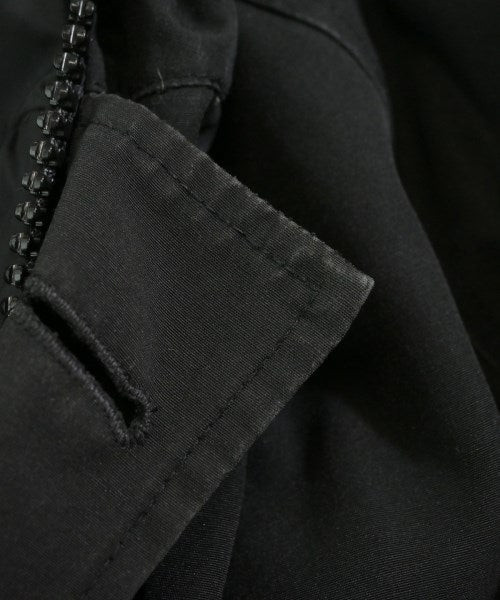 CANADA GOOSE 羽絨夾克/背心