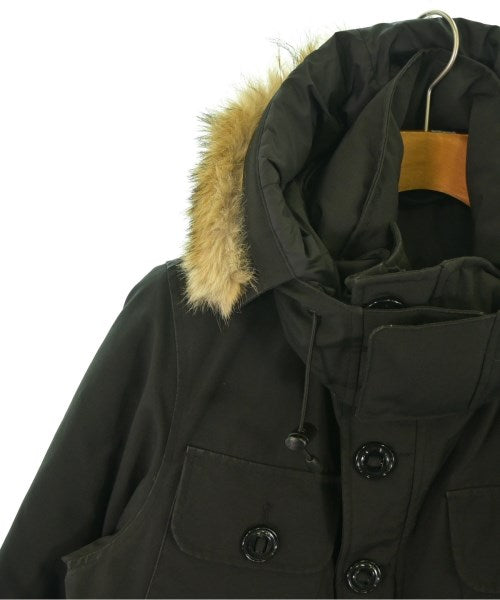 CANADA GOOSE 羽絨夾克/背心