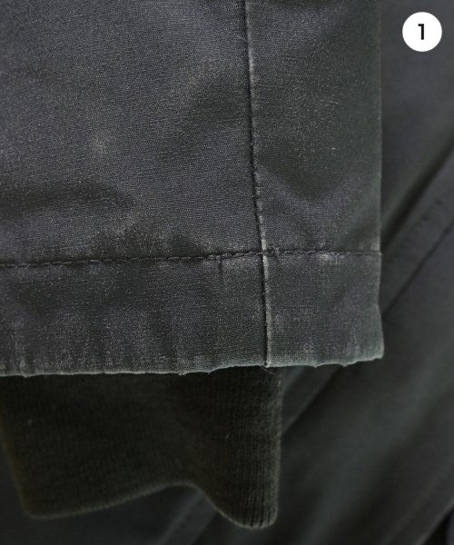 CANADA GOOSE 羽絨夾克/背心