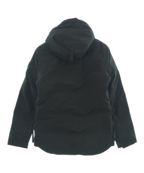 CANADA GOOSE 羽絨夾克/背心