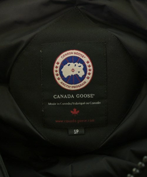 CANADA GOOSE 羽絨夾克/背心