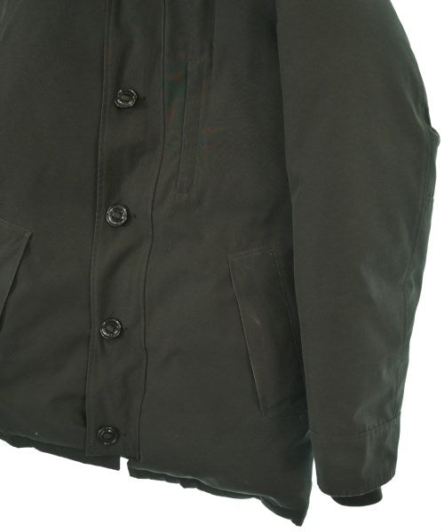 CANADA GOOSE 羽絨夾克/背心