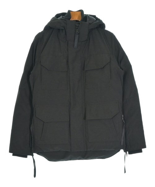 CANADA GOOSE 羽絨夾克/背心