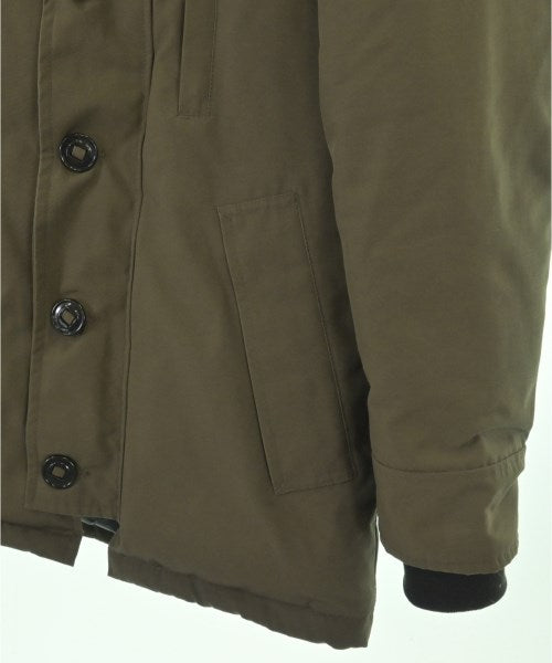 CANADA GOOSE 羽絨夾克/背心