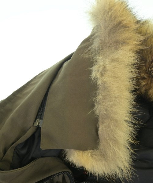 CANADA GOOSE 羽絨夾克/背心