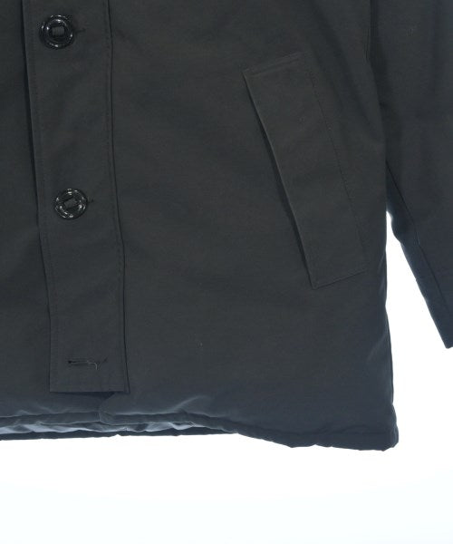 CANADA GOOSE 羽絨夾克/背心