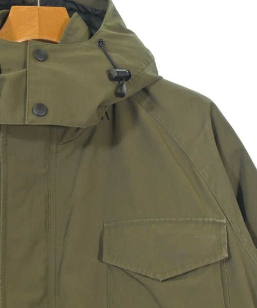 CANADA GOOSE 羽絨夾克/背心