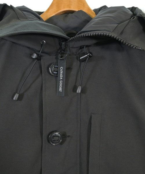 CANADA GOOSE 羽絨夾克/背心