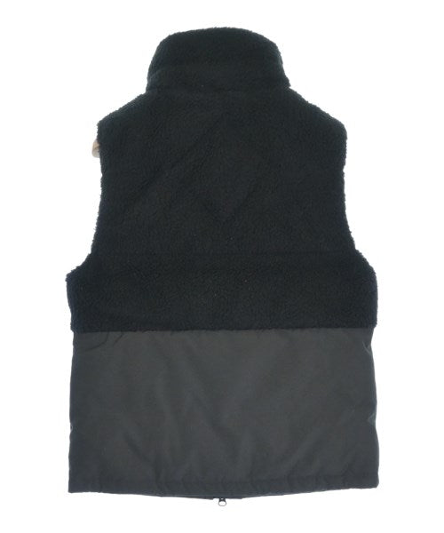 CANADA GOOSE 羽絨夾克/背心