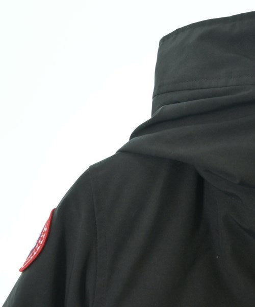 CANADA GOOSE 羽絨夾克/背心