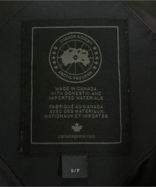 CANADA GOOSE 羽絨夾克/背心