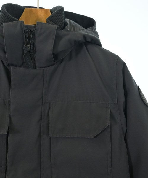 CANADA GOOSE 羽絨夾克/背心