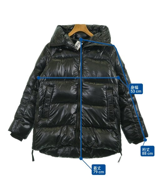 CANADA GOOSE 羽絨夾克/背心