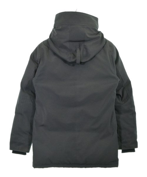 CANADA GOOSE 羽絨夾克/背心