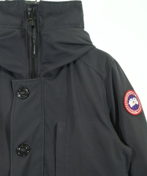 CANADA GOOSE 羽絨夾克/背心