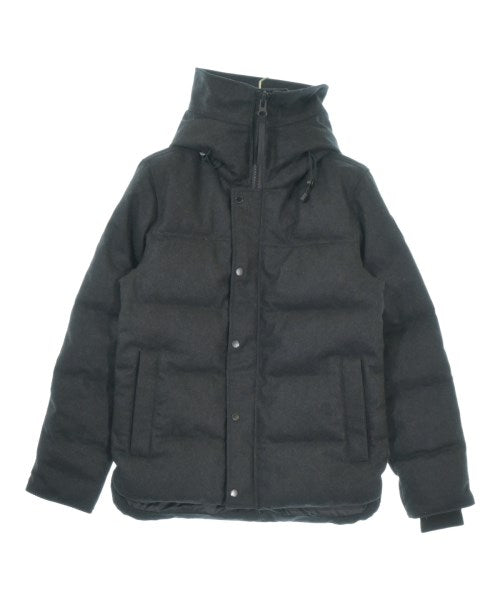 CANADA GOOSE 羽絨夾克/背心