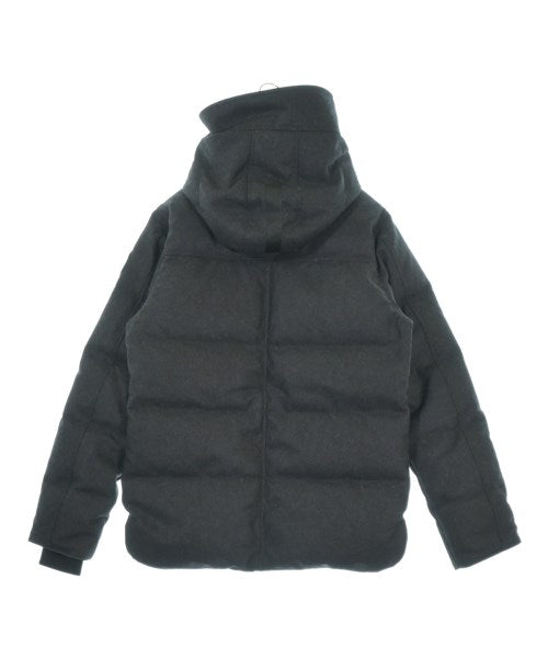 CANADA GOOSE 羽絨夾克/背心