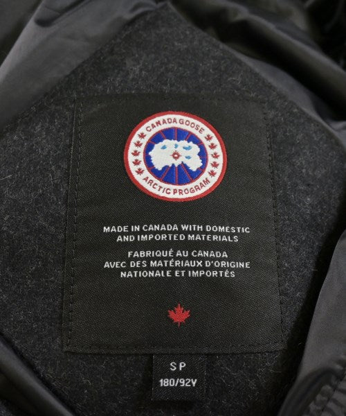 CANADA GOOSE 羽絨夾克/背心