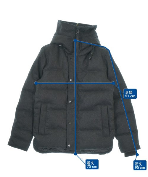 CANADA GOOSE 羽絨夾克/背心