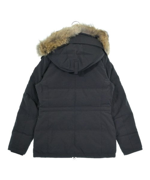 CANADA GOOSE 羽絨夾克/背心