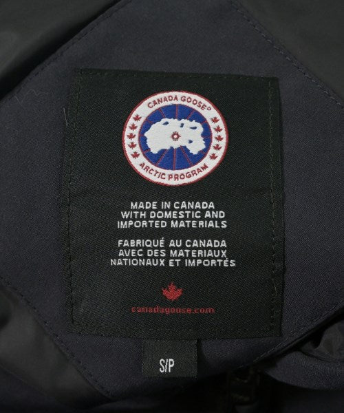 CANADA GOOSE 羽絨夾克/背心