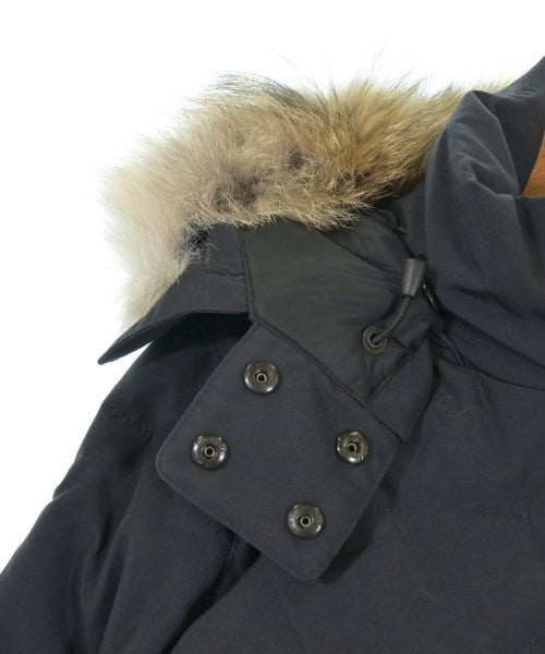 CANADA GOOSE 羽絨夾克/背心