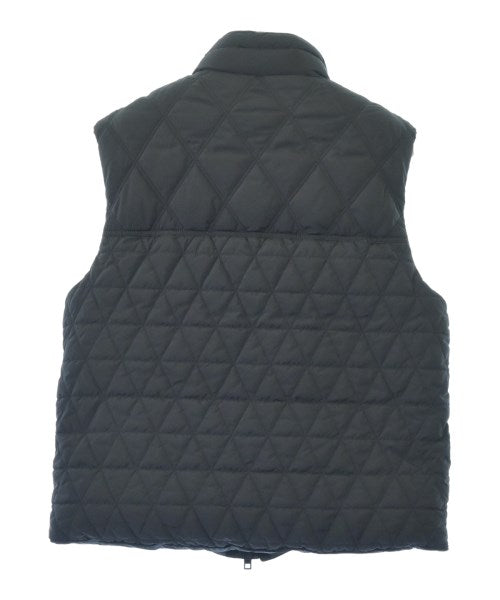 CANADA GOOSE 羽絨夾克/背心