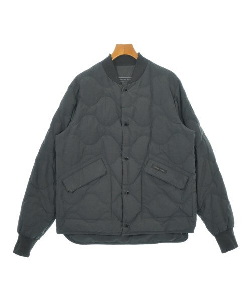 CANADA GOOSE 羽絨夾克/背心