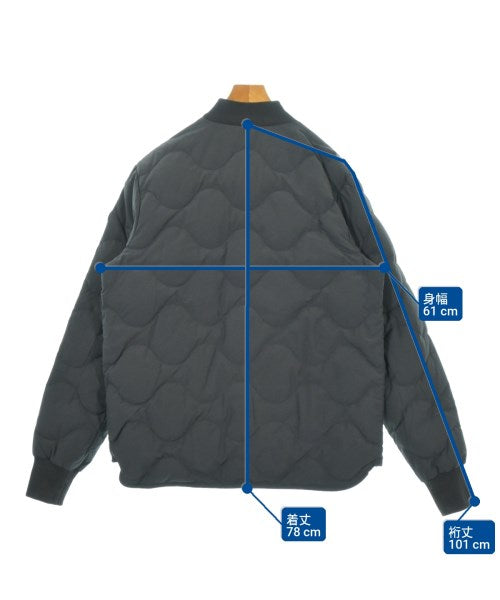 CANADA GOOSE 羽絨夾克/背心