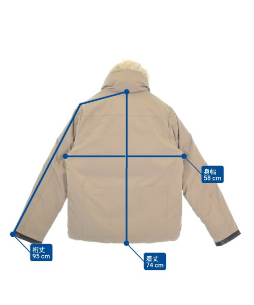 CANADA GOOSE 羽絨夾克/背心