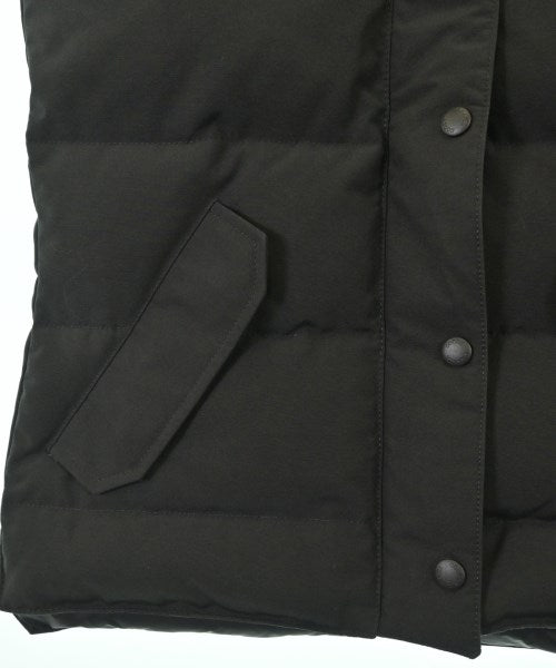 CANADA GOOSE 羽絨夾克/背心