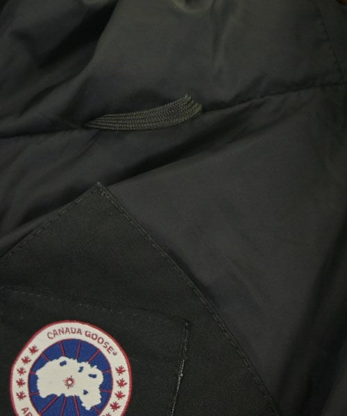 CANADA GOOSE 羽絨夾克/背心