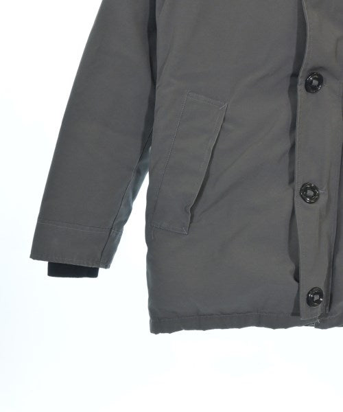 CANADA GOOSE 羽絨夾克/背心