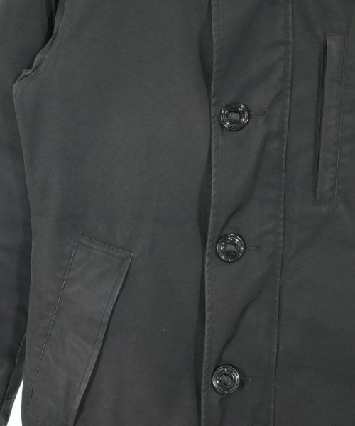 CANADA GOOSE 羽絨夾克/背心