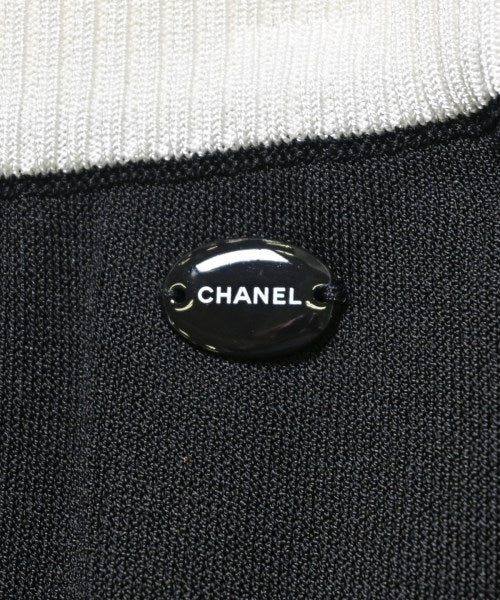 CHANEL 膝上裙